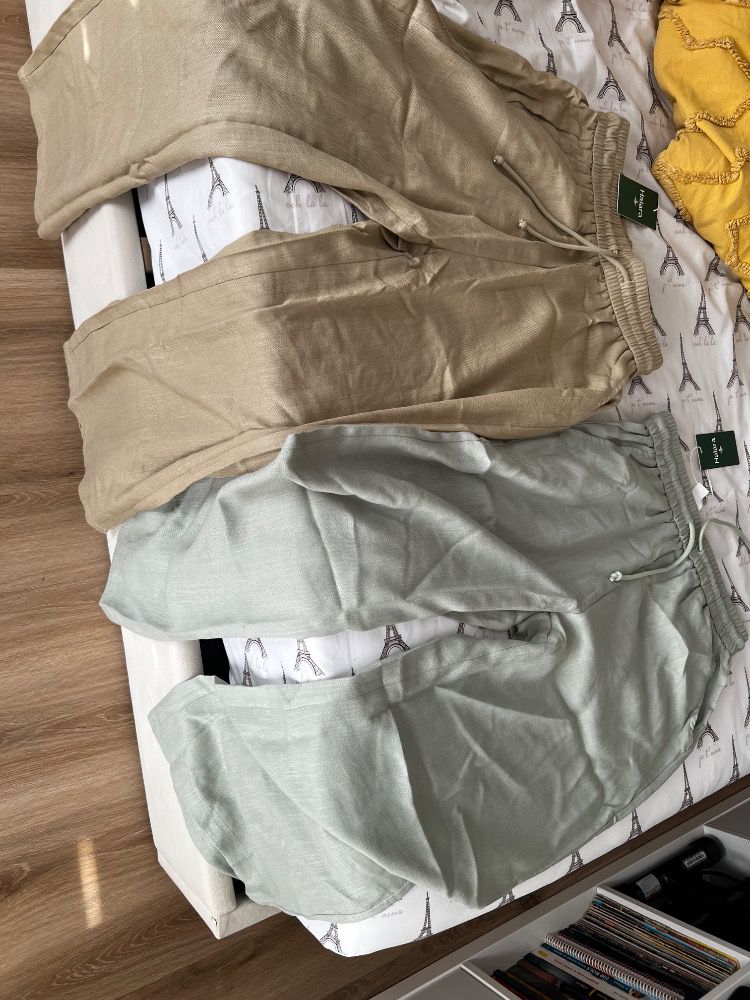 Jasmine T. wearing the pants